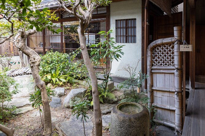 otsu-e-folk-art-workshop-local-culture-walk-near-kyoto