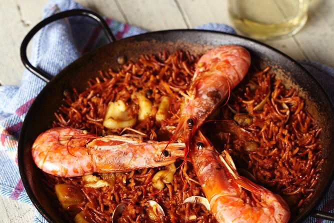 paella-cooking-class-las-ramblas-boqueria-market-in-barcelona