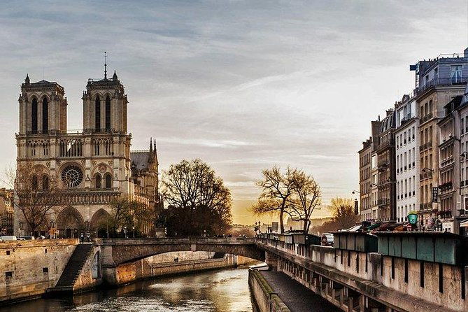 paris-city-center-guided-walking-tour-semi-private-12ppl-max