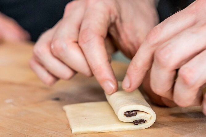 paris-croissant-small-group-baking-class-with-a-chef