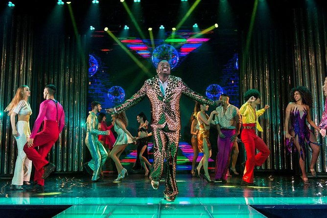 paris-paradis-latin-cabaret-dinner-and-show