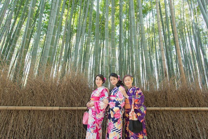 photo-shoot-with-a-private-vacation-photographer-in-kyoto-japan