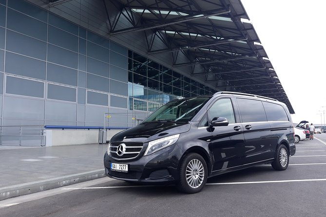 prague-airport-private-departure-transfer-2