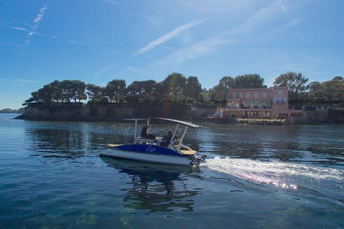 premium-tour-on-a-solar-powered-boat-private-group