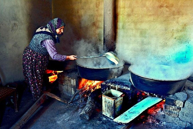 private-bodrum-village-tour-1-glass-free-local-wine