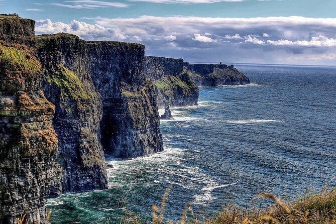 private-burren-and-cliffs-of-moher-full-day-tour
