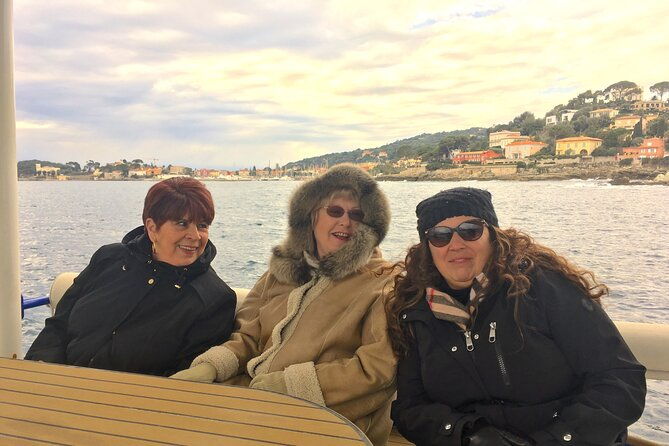 private-cruise-near-nice-and-monaco-with-solar-powered-boat