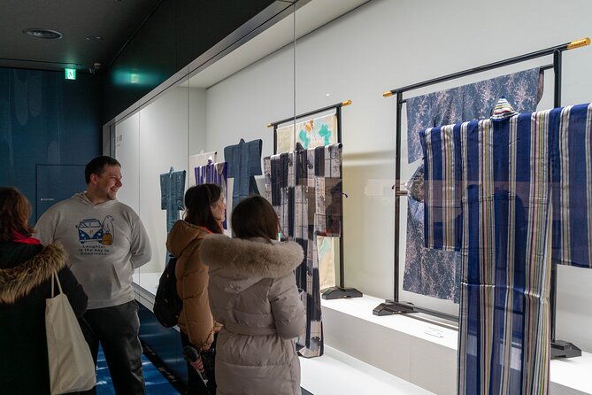 private-fabric-making-history-tour-in-tokamachi