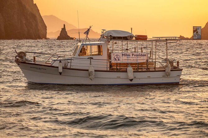 private-full-day-cruise-from-pollonia-to-polyaigos