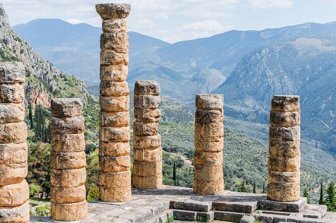 private-luxury-tour-delphi-thermopylae-the-300s-legacy