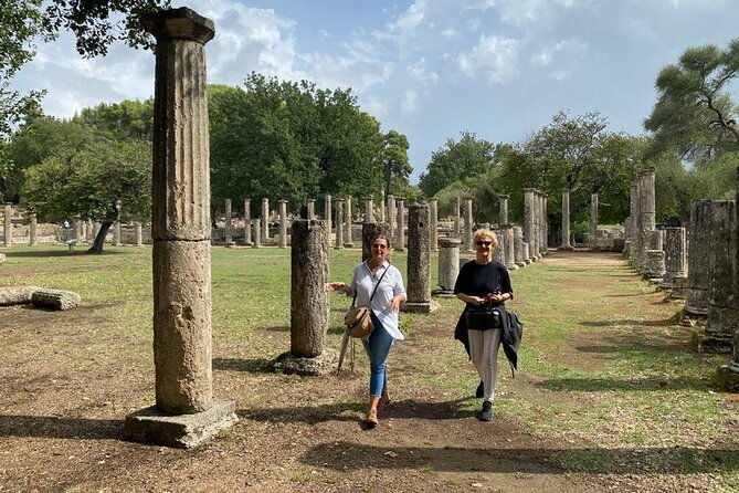 private-olympia-skip-the-line-tour-with-a-local-tour-guide