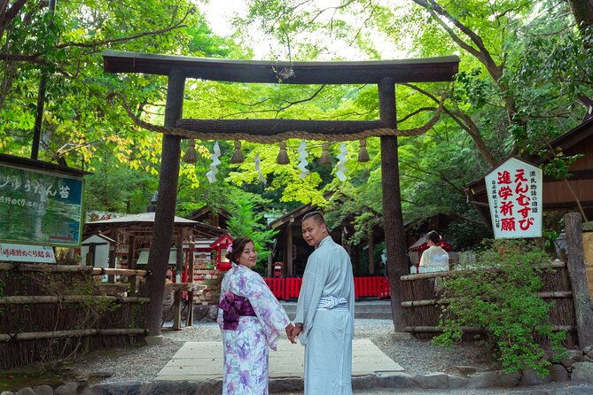 private-photoshoot-experience-in-arashiyama-bamboo