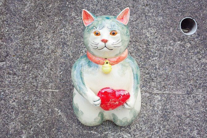 private-pottery-road-walking-tour-in-tokoname