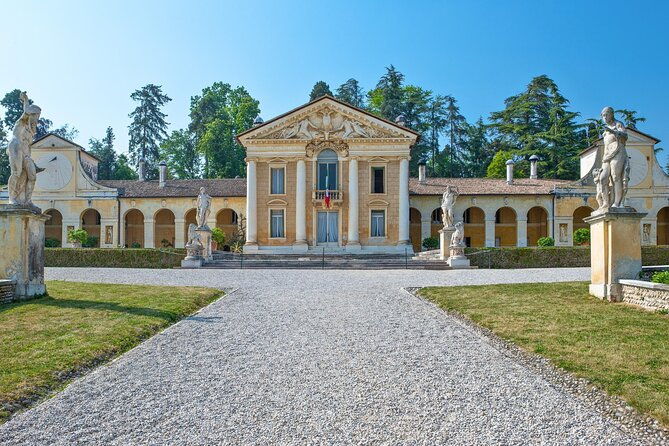 private-prosecco-wine-charming-villages-and-palladian-villa-day-tour
