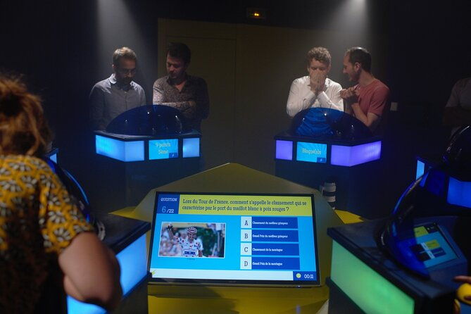private-quiz-game-session-in-marseille