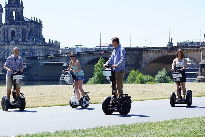 private-segway-tour-through-the-highlights-in-dresden