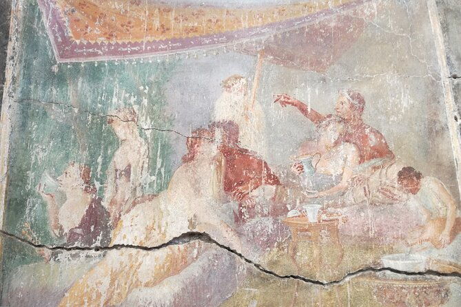 private-tour-with-official-guide-through-the-wonders-of-pompeii