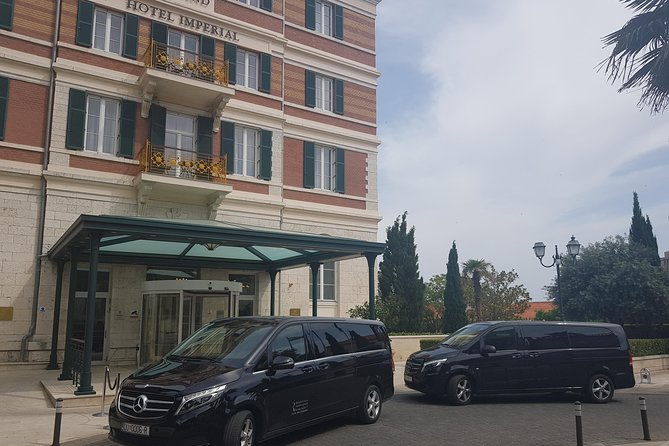 private-transfer-dubrovnik-airport-to-dubrovnik-aci-marina-in-komolac
