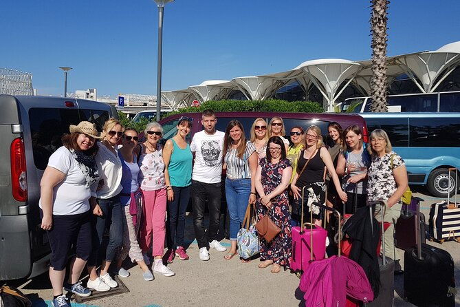 private-transfer-split-airport-to-split-any-location-up-to-8-passengers