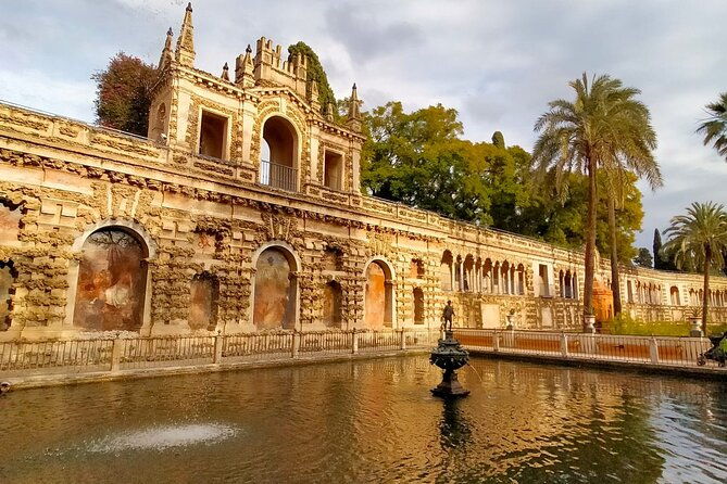 private-walking-tour-alcazar-and-cathedral-in-sevilla