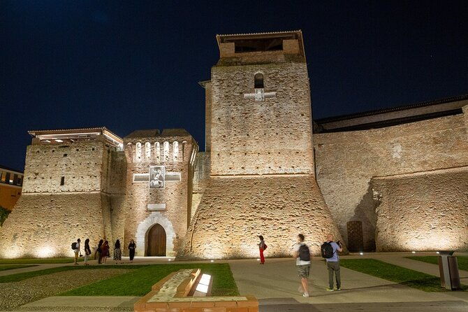 private-walking-tour-of-the-city-of-rimini