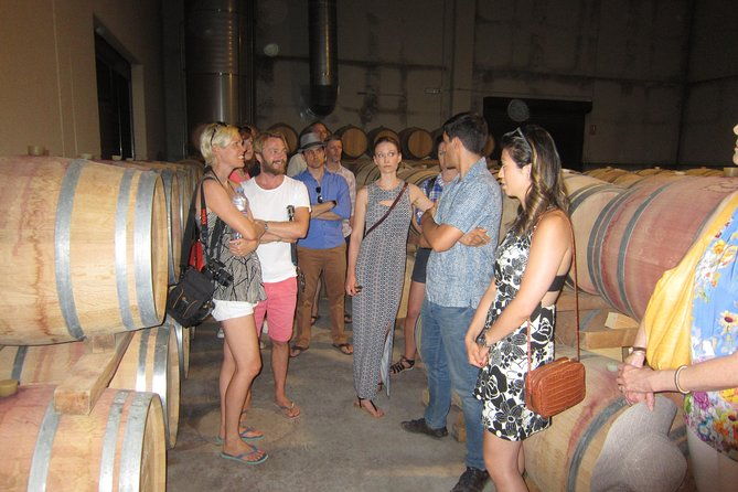 private-wine-tour-with-wine-tasting-and-full-lunch