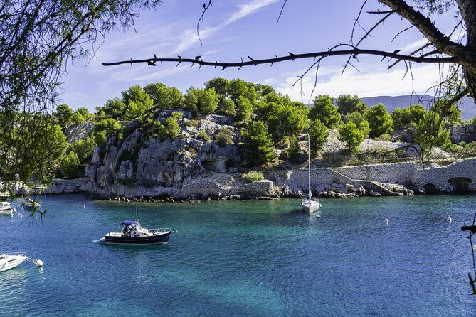 provence-day-trip-with-cassis-village-boat-ride-and-local-wine-tasting-from-aix