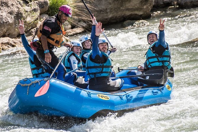 rafting-in-the-gallego-river-spain-murillo-de-gallego-ur-pirineos