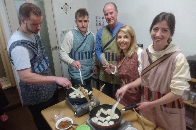 ramen-and-2-types-gyoza-dumplings-cooking-class
