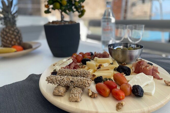 rethymno-sunset-catamaran-cruise-with-wine-and-snacks