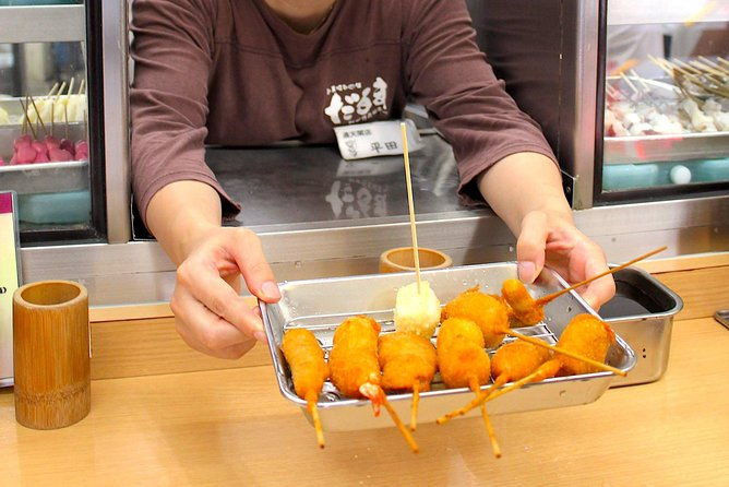 retro-osaka-street-food-tour-shinsekai