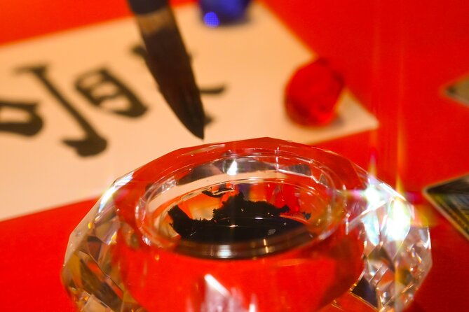 roppongi-tokyo-write-your-name-in-kanji-with-a-hiragana-stamp