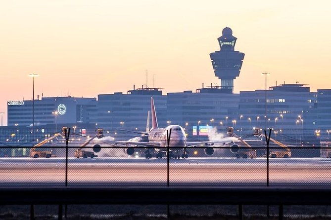 rotterdam-private-transfer-to-schiphol-airport-amsterdam-city