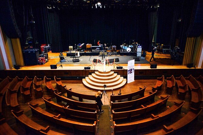 ryman-auditorium-self-guided-tour-with-souvenir-photo-onstage