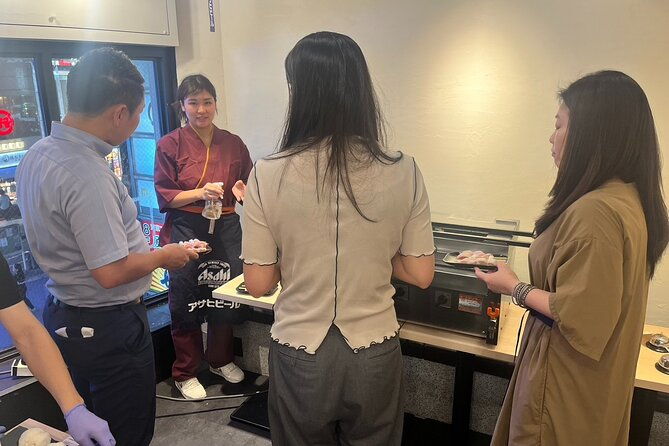 sake-tasting-and-yakitori-onigiri-making-experience