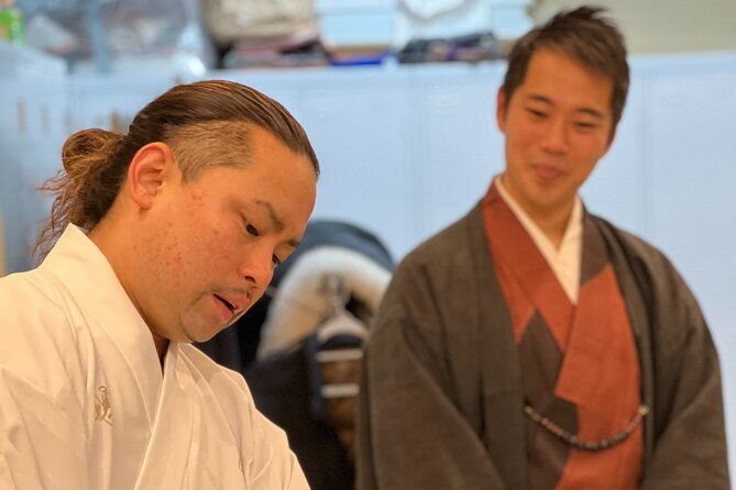 samurai-training-with-modern-day-musashi-in-kyoto