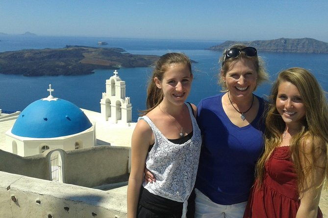 santorini-vip-tour-fully-customizable-with-pickup