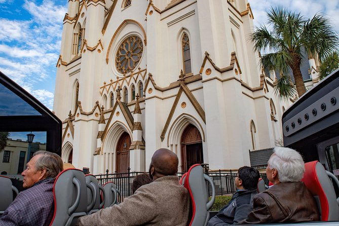 savannah-open-top-panoramic-city-tour-with-live-narration