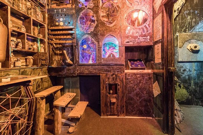 save-kings-landing-in-search-of-wildfire-escape-room-brasov