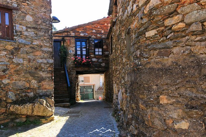 schist-villages-at-lousa-mountain