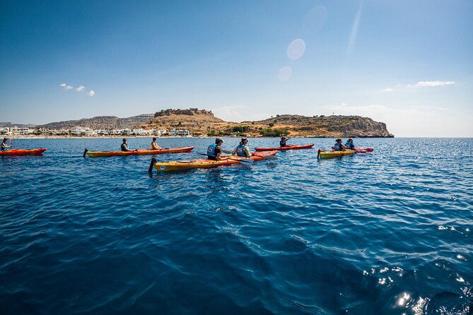 sea-kayaking-tour-red-sand-beach-south-pirates-route