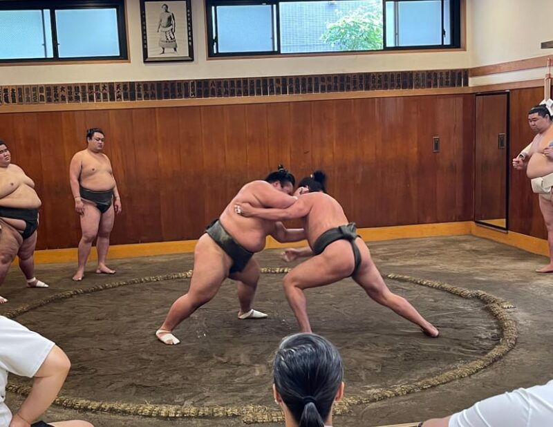 seats-guaranteed-morning-sumo-practice-w-a-certified-guide