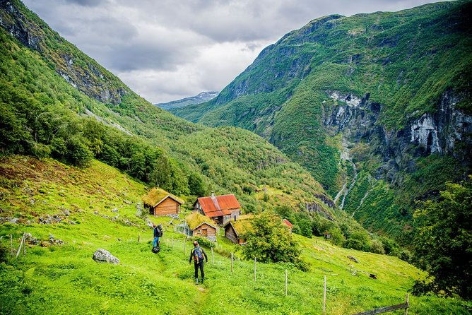 self-guided-22-hour-round-trip-from-oslo-to-sognefjord-with-flam-railway