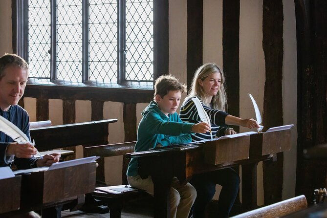 shakespeares-schoolroom-guildhall-entry-ticket-and-tour
