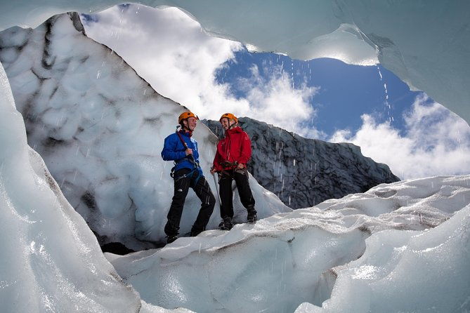 skaftafell-glacier-hike-small-group-trek-on-vatnajokull