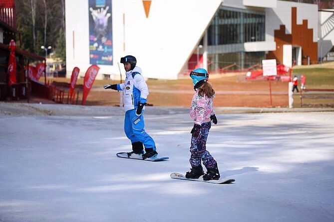 ski-snowboard-lessons-on-the-slopes-of-poiana-brasov