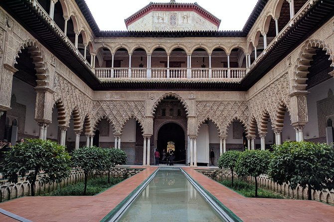 small-group-alcazar-of-seville-guided-tour-with-entry-ticket