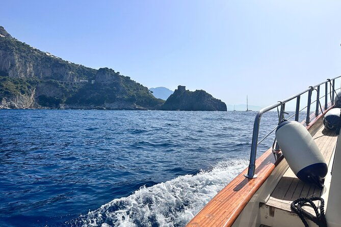 small-group-amalfi-coast-boat-day-tour-from-positano