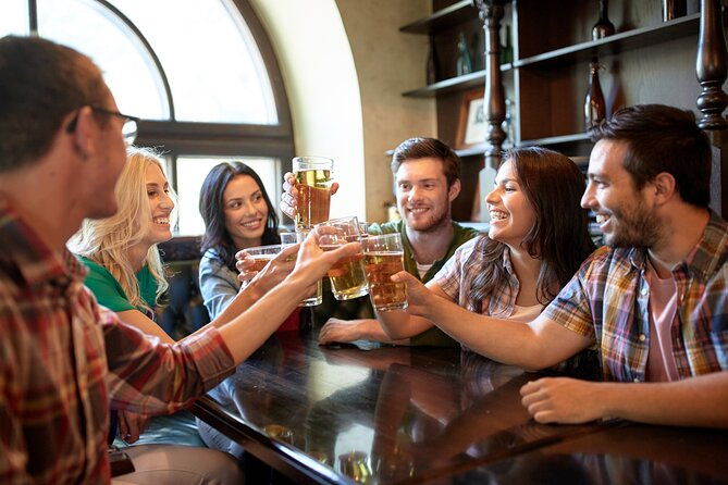 small-group-local-pubs-walking-tour-and-traditional-czech-dinner