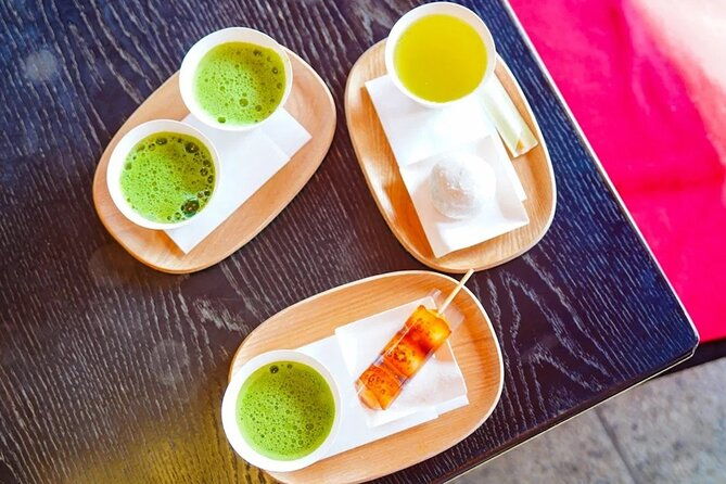 small-group-shinjuku-gyoen-walking-tour